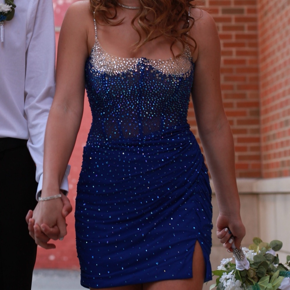 Elegant Blue Sequin Dress